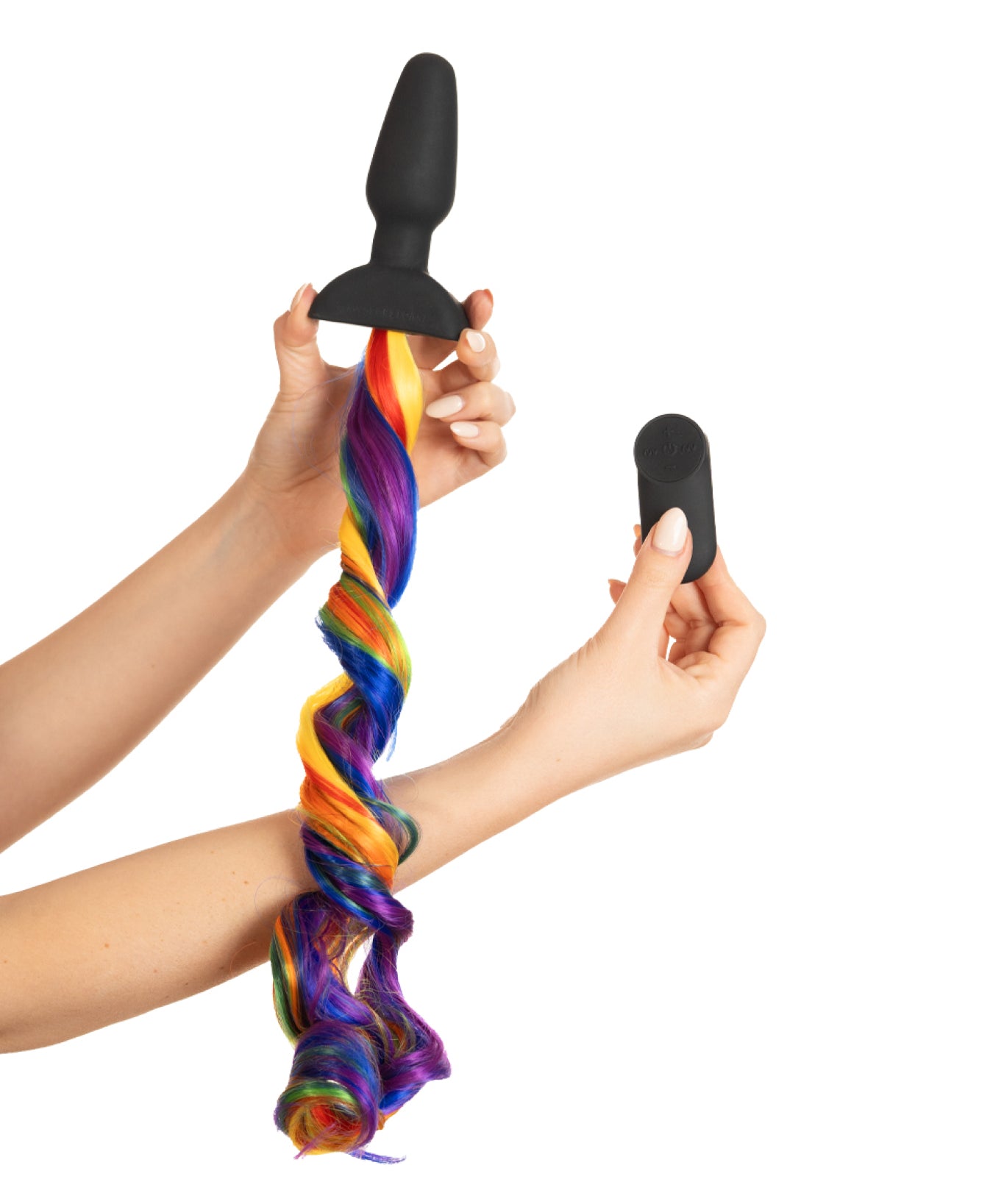 mysecretcase-tail-plug-anobaleno-mano.jpg