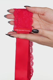A Occhi Chiusi